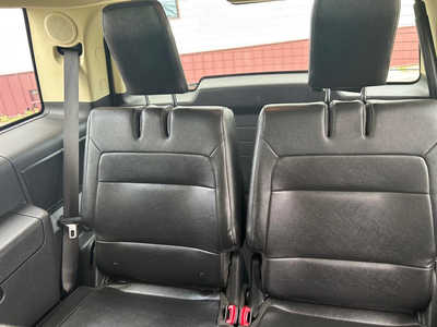 2018 Ford Flex, $8995. Photo 9