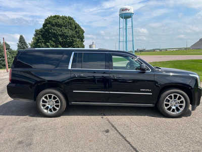 2015 GMC Yukon XL, $14800. Photo 3
