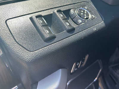 2017 Ford F-150, $18995. Photo 10