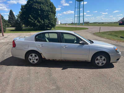 2005 Chevrolet Malibu, $2995. Photo 3
