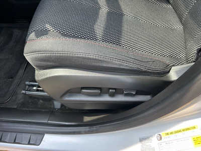 2012 Chevrolet Equinox, $3800. Photo 11