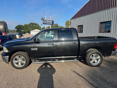 2016 RAM 1500 Crew Cab, $18850. Photo 1