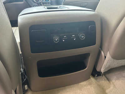 2015 Chevrolet Suburban, $16500. Photo 11