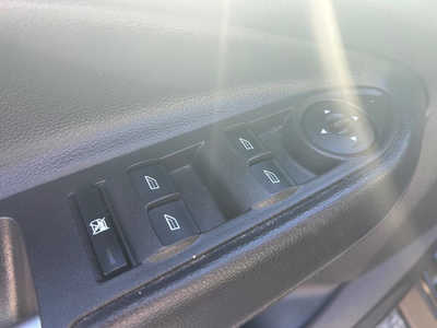 2018 Ford Escape, $8500. Photo 10