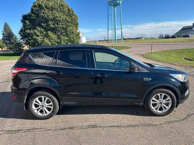 2018 Ford Escape, $8500. Photo 3