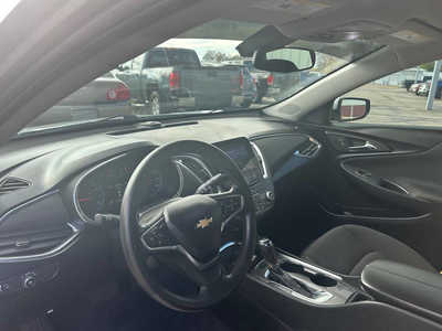 2020 Chevrolet Malibu, $12500. Photo 10