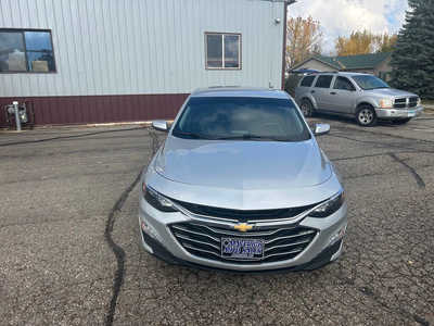 2020 Chevrolet Malibu, $12500. Photo 2