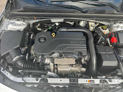 2020 Chevrolet Malibu, $12500. Photo 6