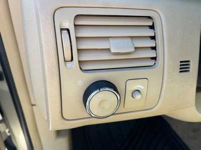 2007 Buick Lucerne, $7500. Photo 11