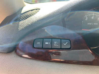 2007 Buick Lucerne, $7500. Photo 12