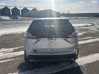 2019 Ford Edge, $14200. Photo 5