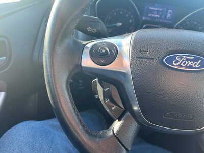 2012 Ford Focus, $5500. Photo 11