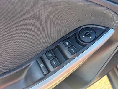 2012 Ford Focus, $5500. Photo 8