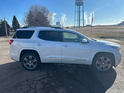 2017 GMC Acadia, $14595. Photo 3
