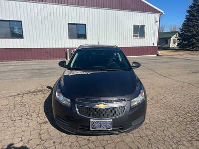 2014 Chevrolet Cruze, $6500. Photo 3