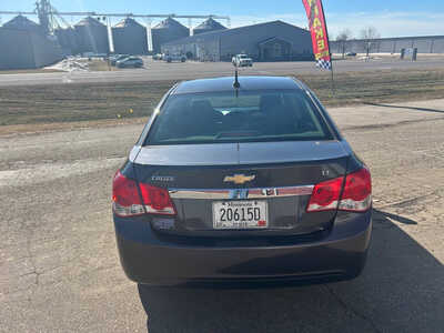 2014 Chevrolet Cruze, $6500. Photo 5