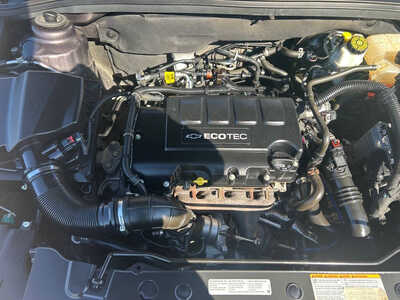 2014 Chevrolet Cruze, $6500. Photo 7