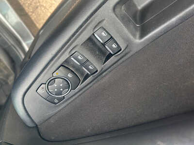 2017 Ford Edge, $10995. Photo 11