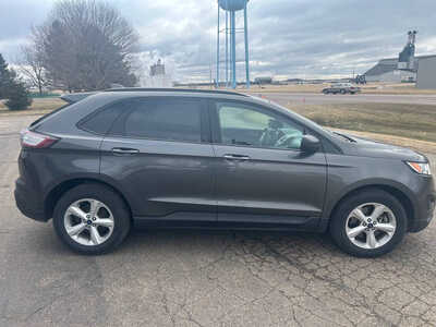 2017 Ford Edge, $10995. Photo 3