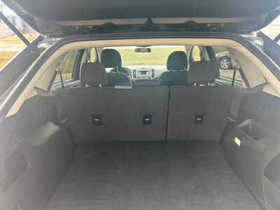 2017 Ford Edge, $10995. Photo 6