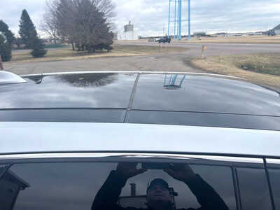 2017 Ford Edge, $10800. Photo 6