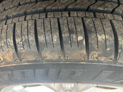 2017 Ford Edge, $10800. Photo 7