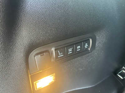 2017 Ford Explorer, $15995. Photo 7