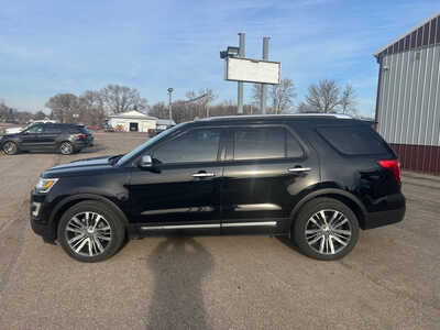 2017 Ford Explorer, $15995. Photo 1