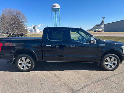 2018 Ford F150 Crew Cab, $24500. Photo 4