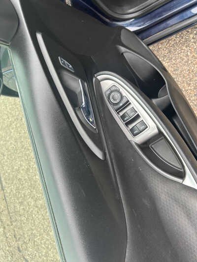 2016 Chevrolet Malibu, $9500. Photo 8