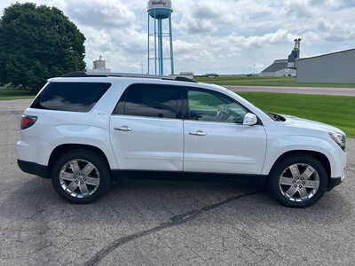 2017 GMC Acadia, $11995. Photo 3