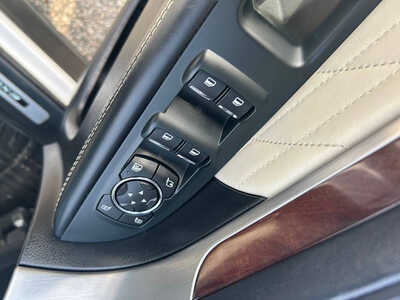 2018 Ford Explorer, $18200. Photo 12