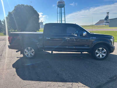 2015 Ford F150 Crew Cab, $22500. Photo 4