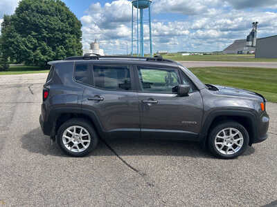2020 Jeep Renegade, $10995. Photo 4