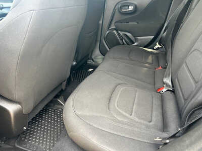 2020 Jeep Renegade, $10995. Photo 9
