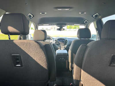 2022 Chevrolet Traverse, $18995. Photo 7