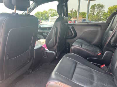 2017 Dodge Caravan, Grand, $10500. Photo 8