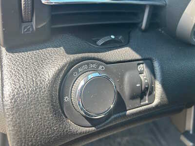 2015 Chevrolet Malibu, $5500. Photo 11