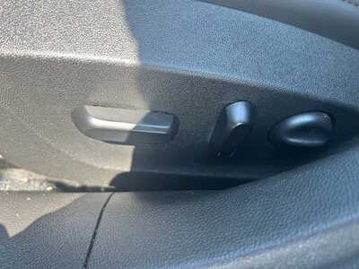 2015 Chevrolet Malibu, $5500. Photo 9