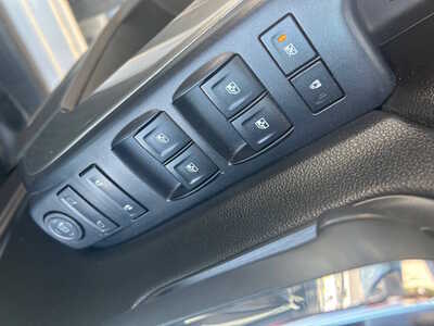 2016 Chevrolet 1500 Crew Cab, $15500. Photo 10
