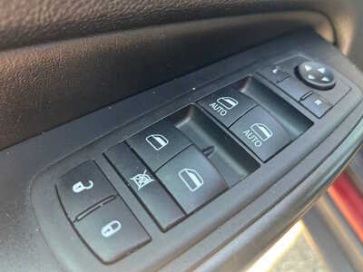2020 Jeep Cherokee, $14900. Photo 12