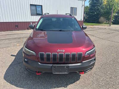 2020 Jeep Cherokee, $14900. Photo 2