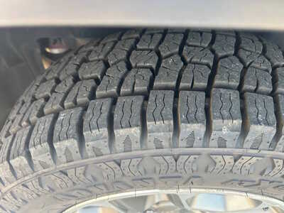2020 Jeep Cherokee, $14900. Photo 5