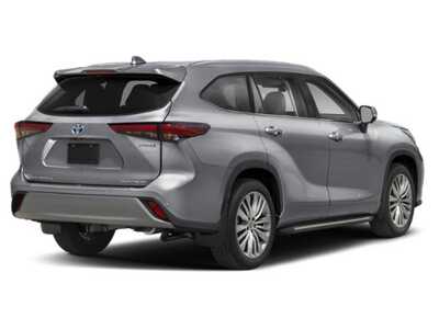 2026 Toyota Highlander, $58577. Photo 2