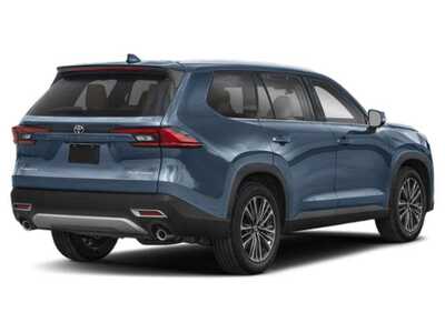 2026 Toyota Grand Highlander, $63048. Photo 2