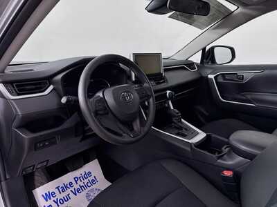 2025 Toyota RAV4, $30977. Photo 9