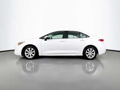 2024 Toyota Corolla, $19977. Photo 4