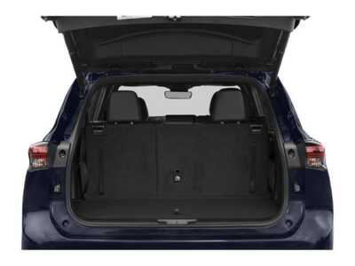 2022 Toyota Highlander, $29868. Photo 11