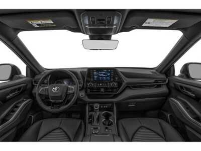 2022 Toyota Highlander, $29868. Photo 8