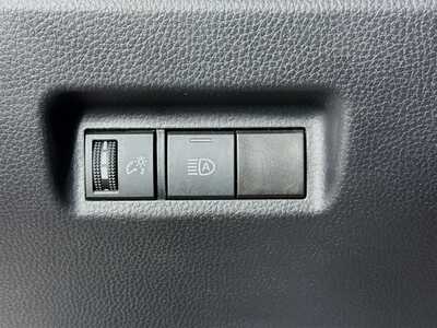 2025 Toyota RAV4, $30977. Photo 10